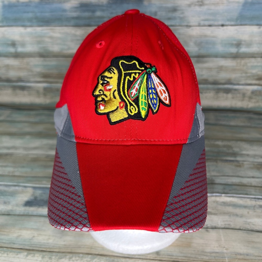 Chicago Blackhawks‎ Hat Fitted L/XL Red Retro NHL Hockey Reebok Center Ice